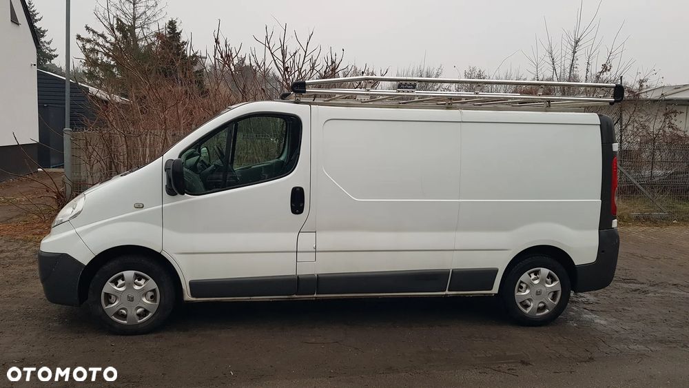 Renault Trafic - 2