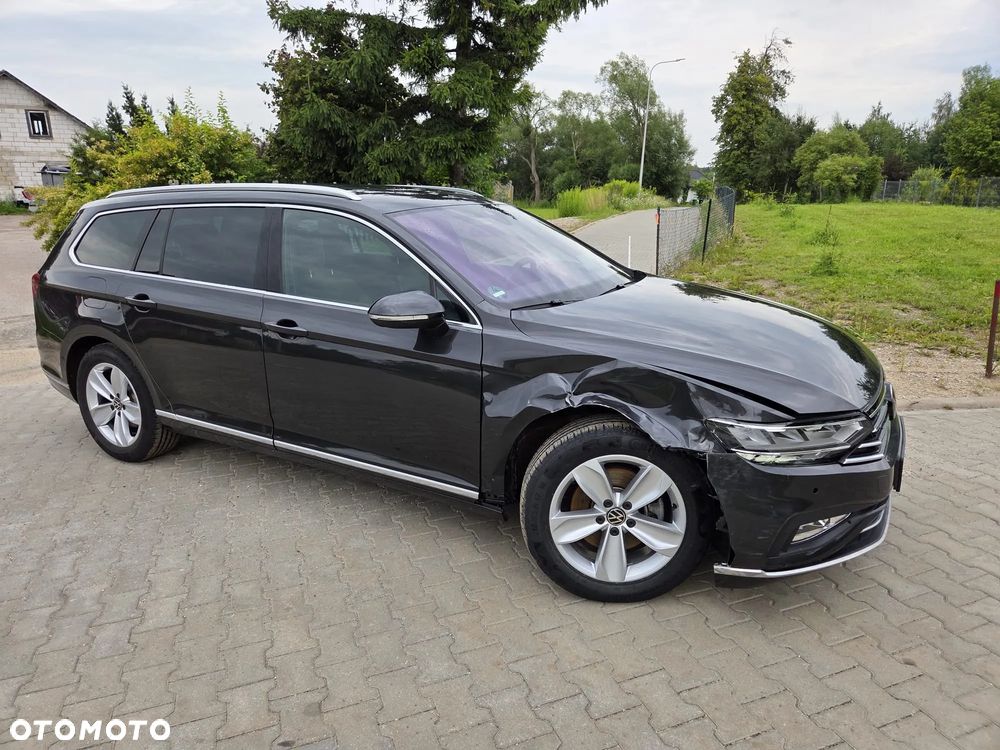 Volkswagen Passat Variant 2.0 TSI OPF DSG Elegance - 3