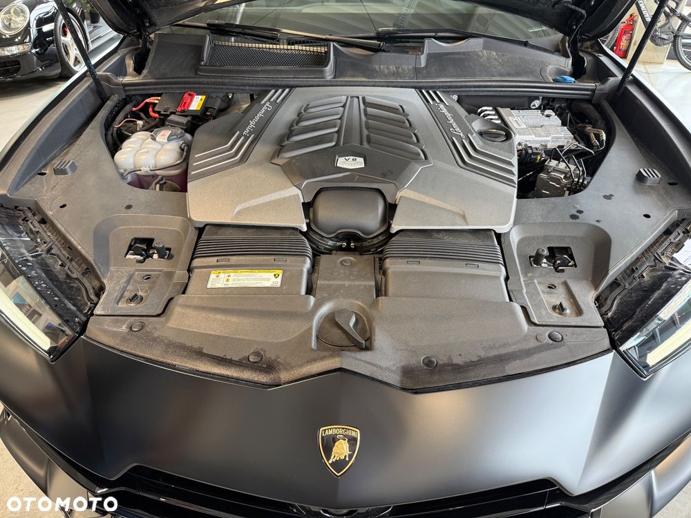 Lamborghini Urus - 20