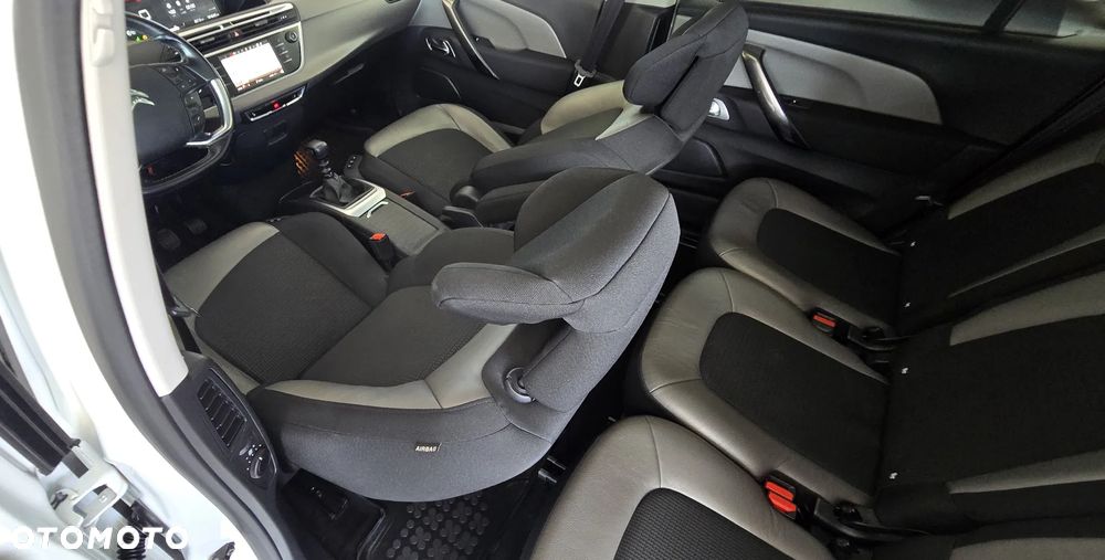 Citroën C4 SpaceTourer - 23