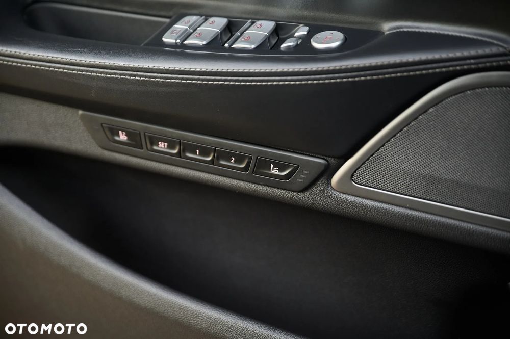 BMW Seria 7 740d xDrive mHEV sport - 37