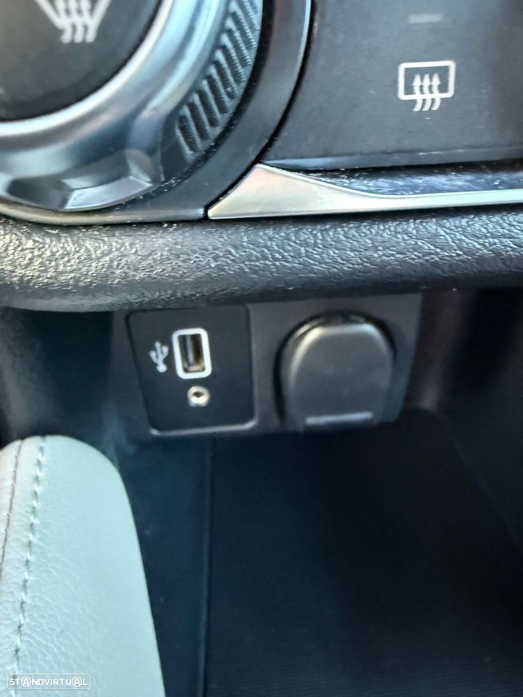 Nissan Micra 1.0 IG-T Tekna - 18