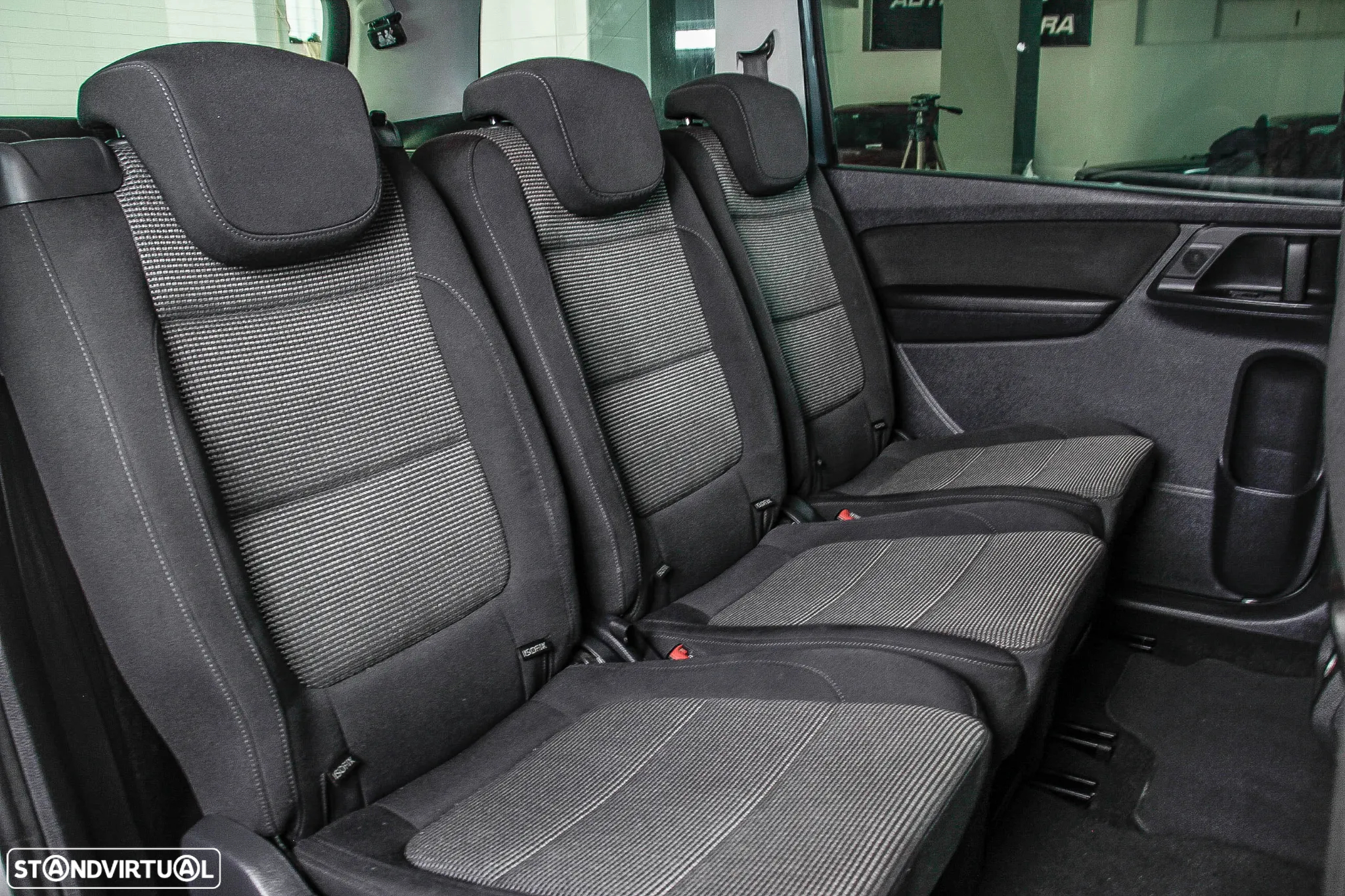 VW Sharan 2.0 TDI Confortline - 18