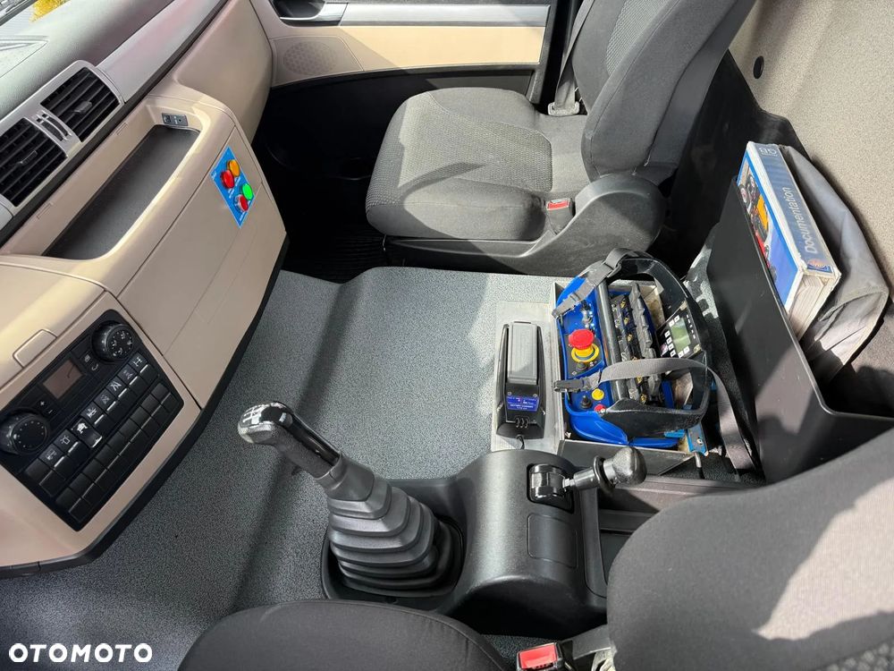 MAN TGM 18.250 // E6 // org. 92000km !!! // 4x2 // manual // skrzynia + HDS HMF z pilotem // TGS TGX TGL budowlanka żuraw dzwig kran crane - 33