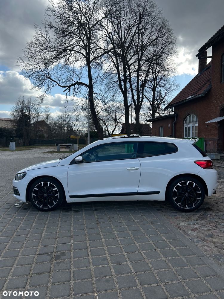 Volkswagen Scirocco 2.0 TSI DSG - 1