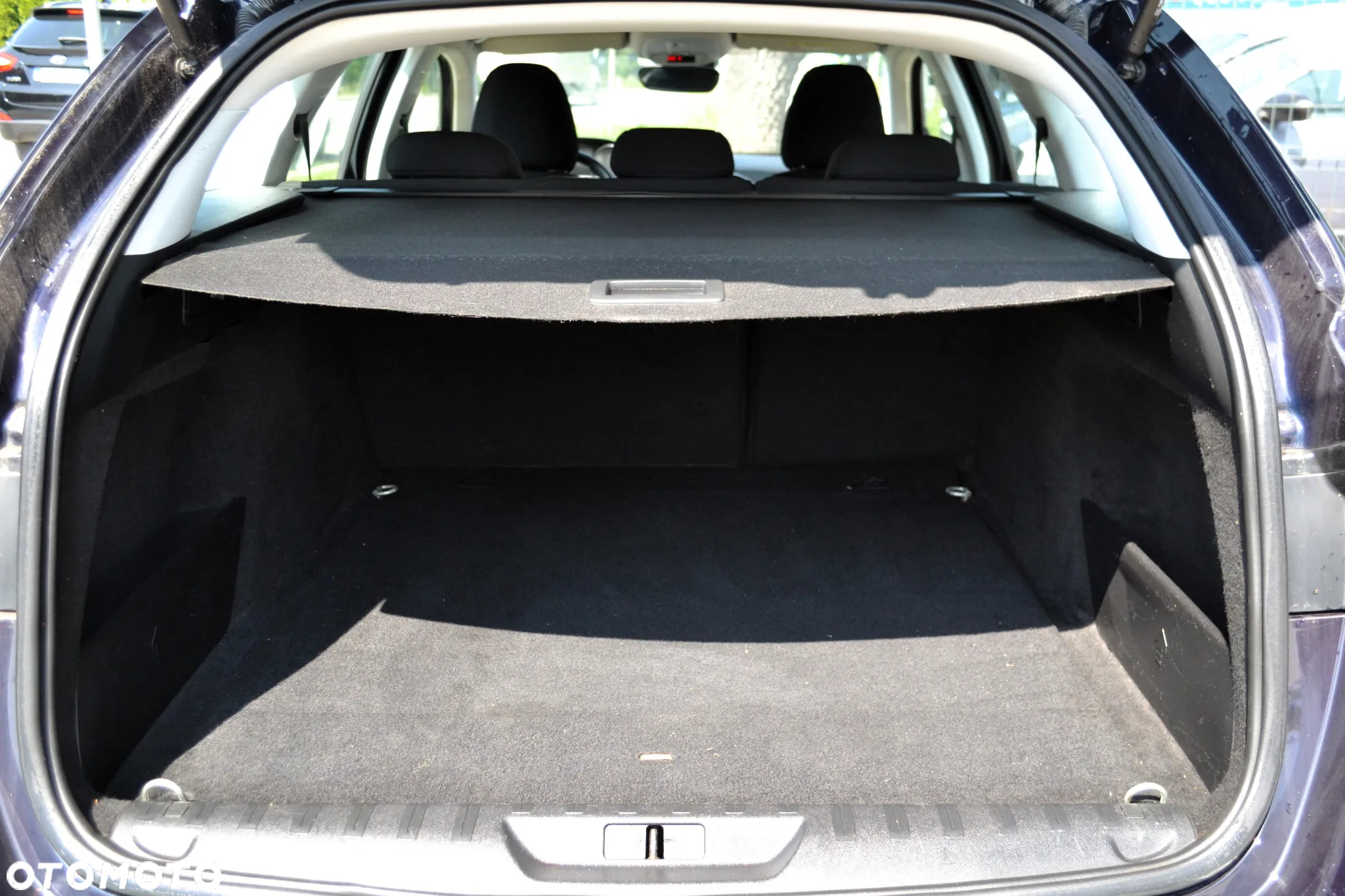 Peugeot 308 SW 1.6 BlueHDi Active S&S - 11