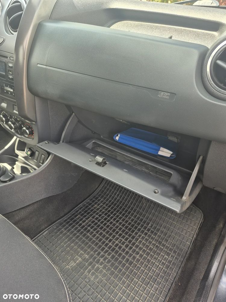 Dacia Duster 1.6 - 14