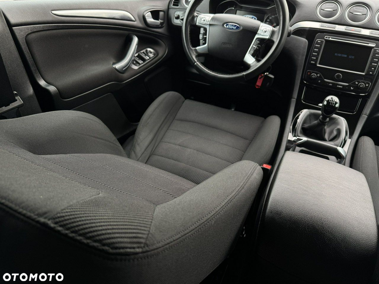 Ford S-Max - 23