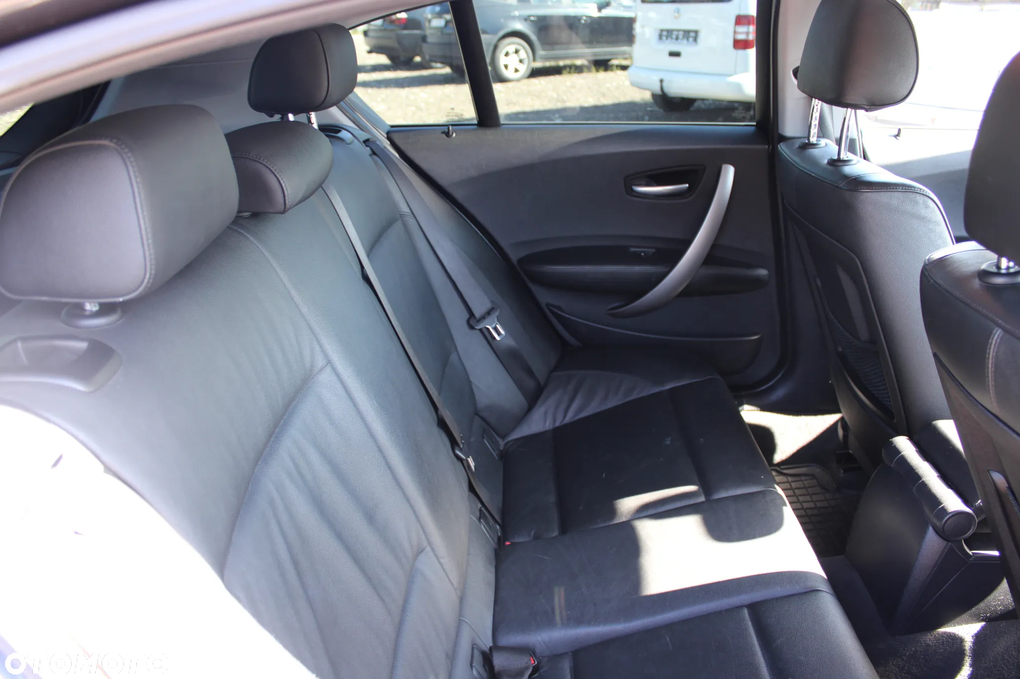 BMW Seria 1 120i - 19