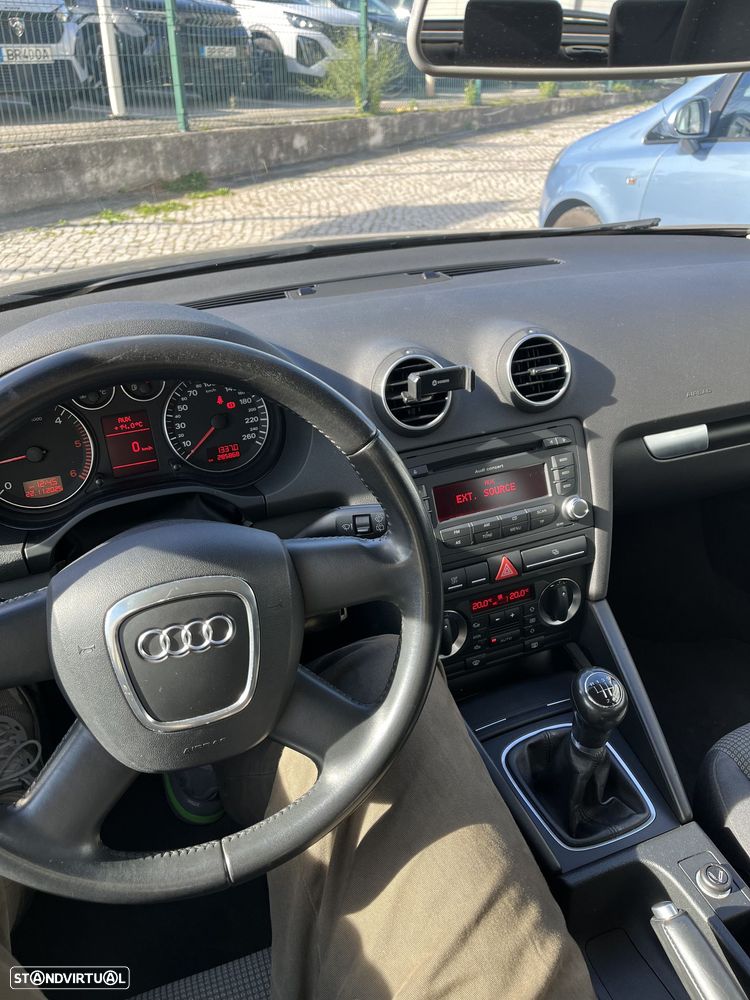Audi A3 1.9 TDI Attraction - 6