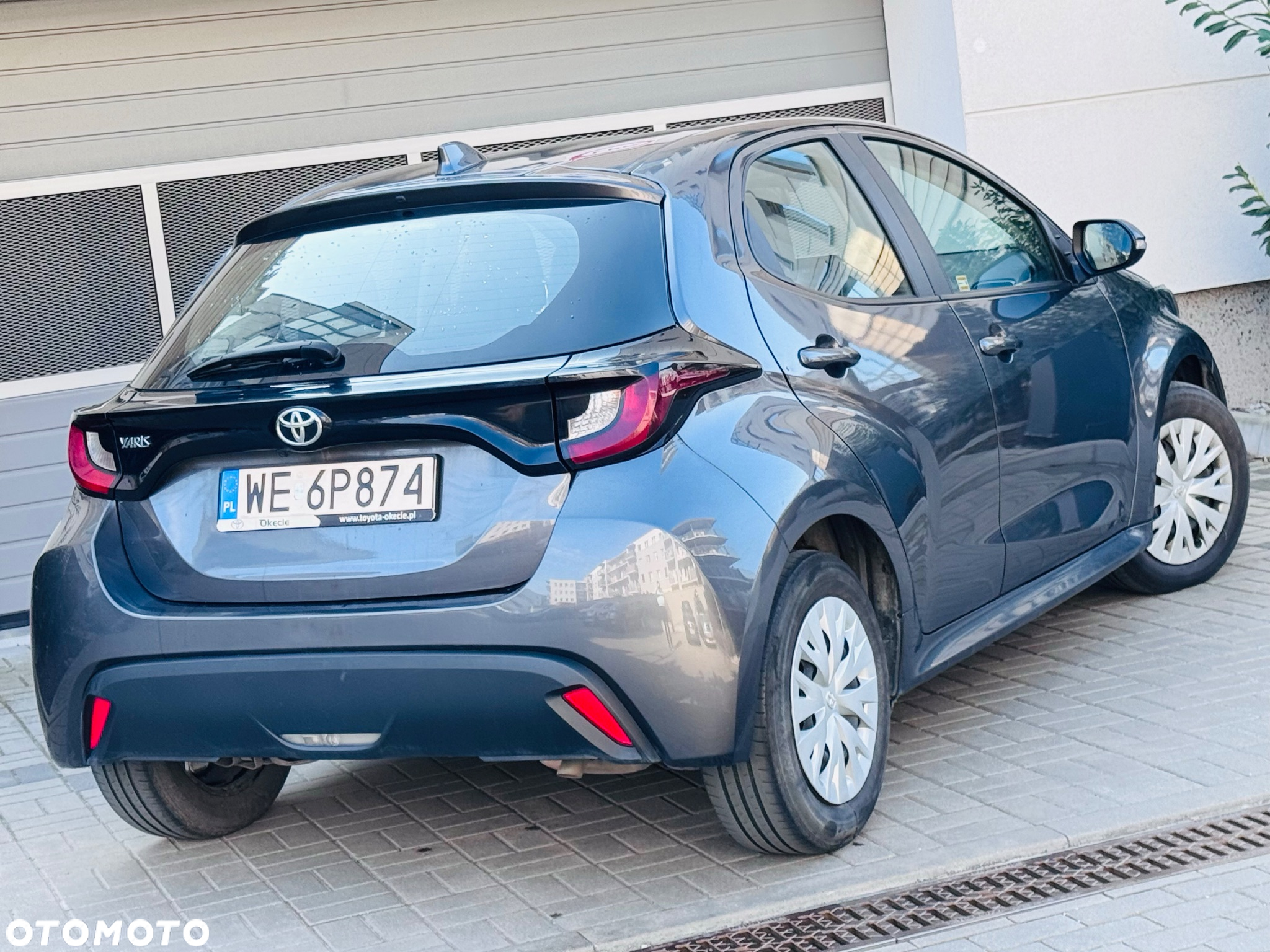 Toyota Yaris - 12