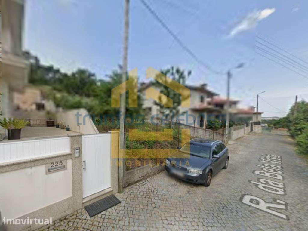 Terreno de 357 m2 p/ construção de Moradia de 4 frentes - vila do c... - Grande imagem: 5/14