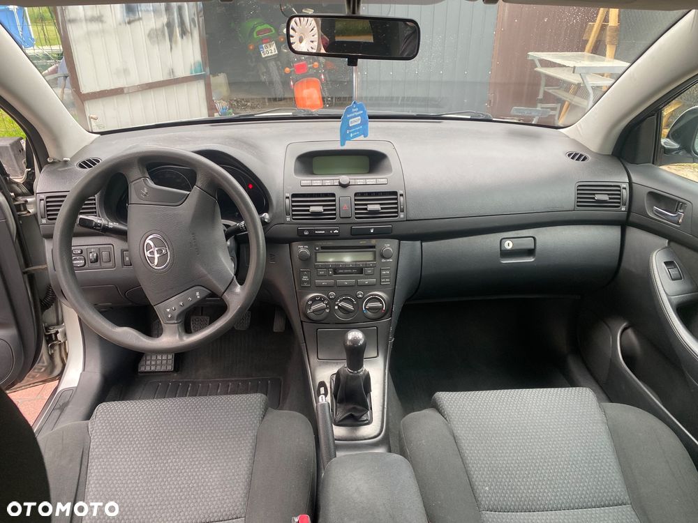 Toyota Avensis 2.0 D-4D Luna - 10