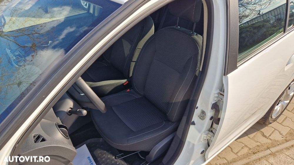 Dacia Logan 1.0 SCe Laureate - 12