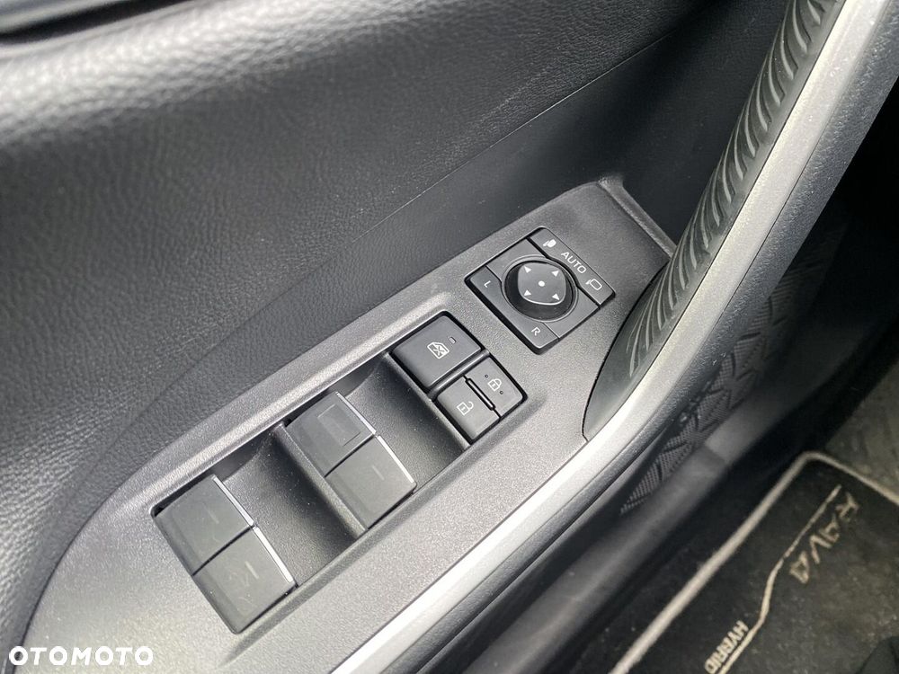 Toyota RAV4 2.5 Hybrid Selection 4x2 - 24