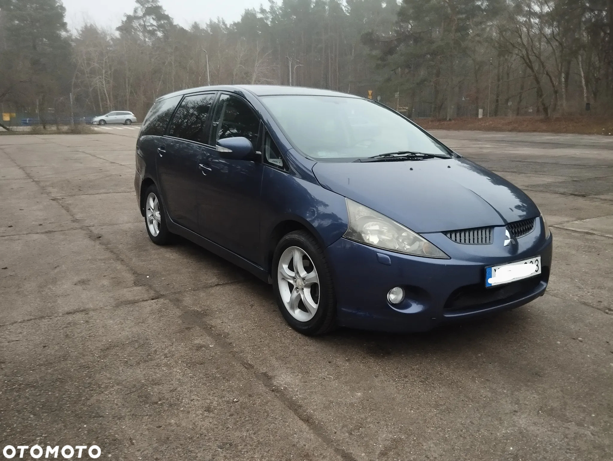 Mitsubishi Grandis 2.4 Automatik Invite - 3