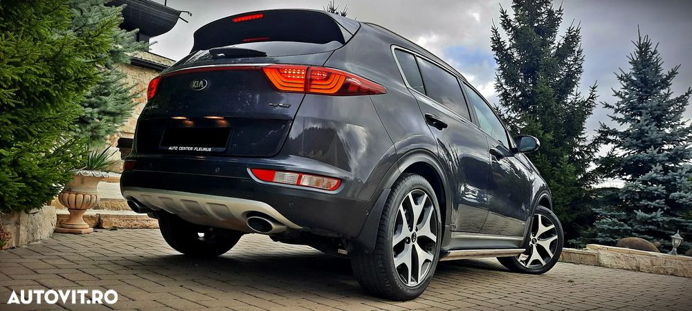 Kia Sportage 2.0 CRDI 4WD Automatik Dream-Team Edition - 9