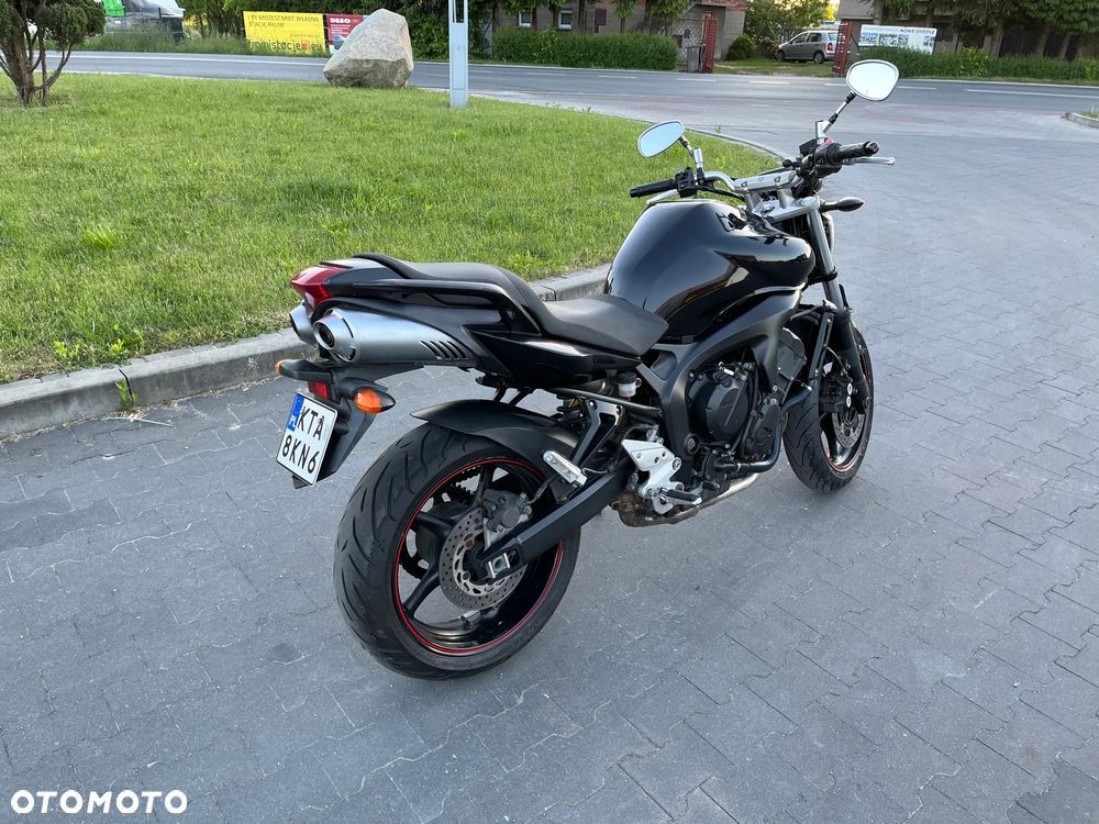 Yamaha FZ6 - 3