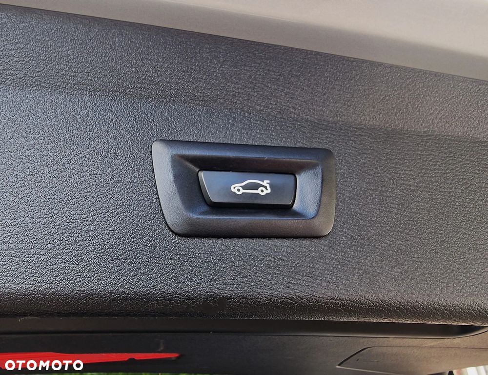 BMW X1 sDrive18d Sport Line sport - 36