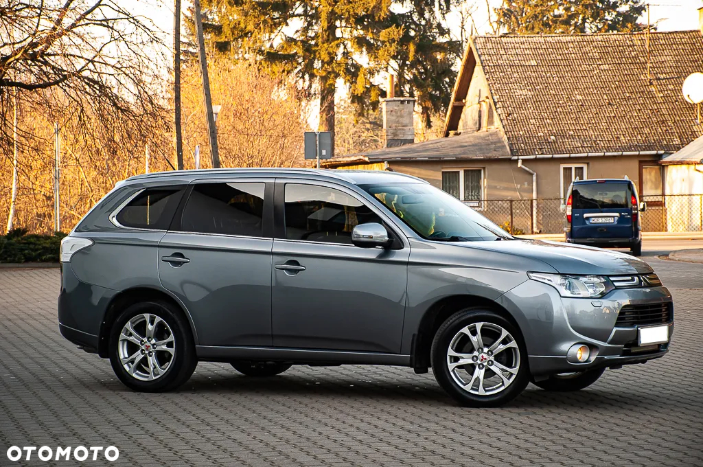 Mitsubishi Outlander 2.0 2WD CVT Diamant Edition+ - 8