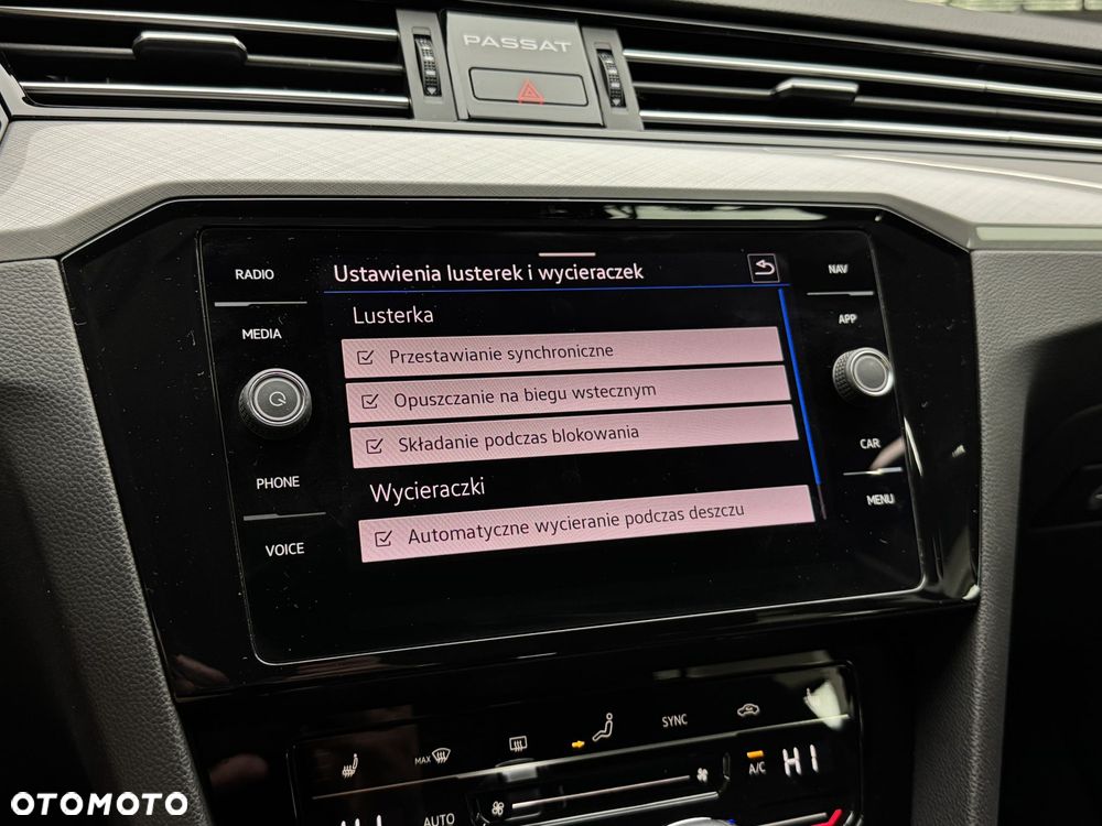 Volkswagen Passat Variant - 36