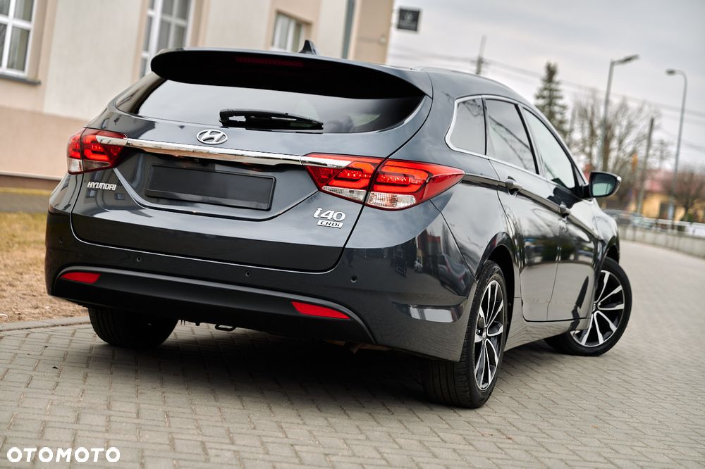 Hyundai i40 Kombi 1.7 CRDi DCT Premium - 38