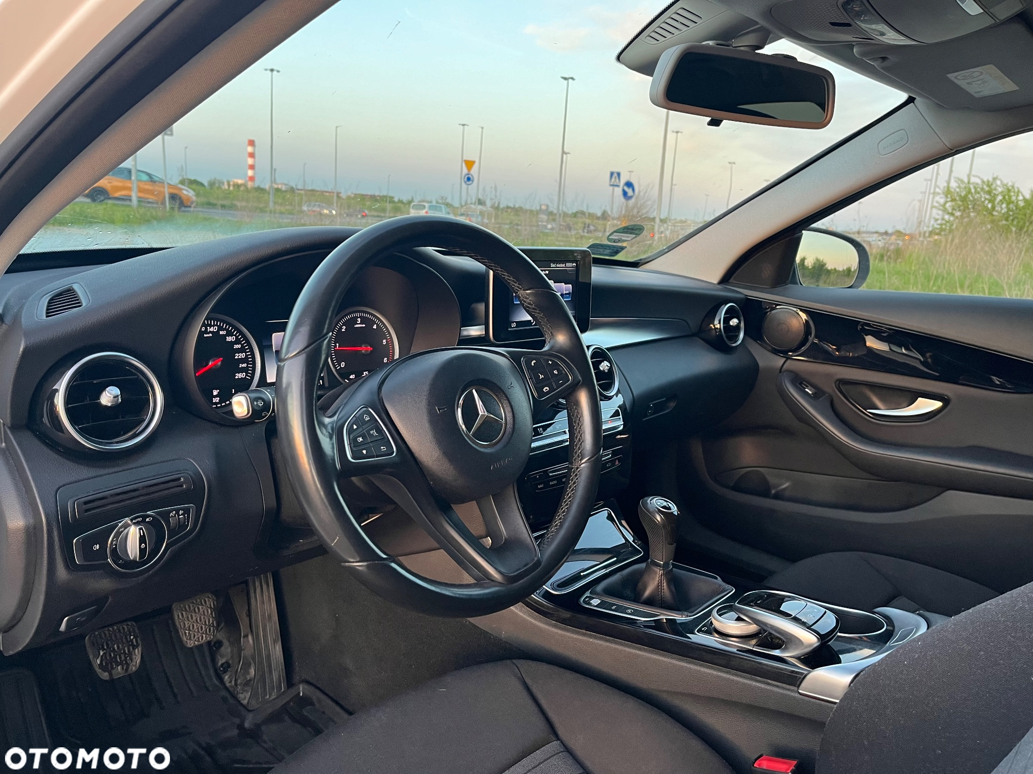 Mercedes-Benz Klasa C 180 (BlueTEC) d T - 6