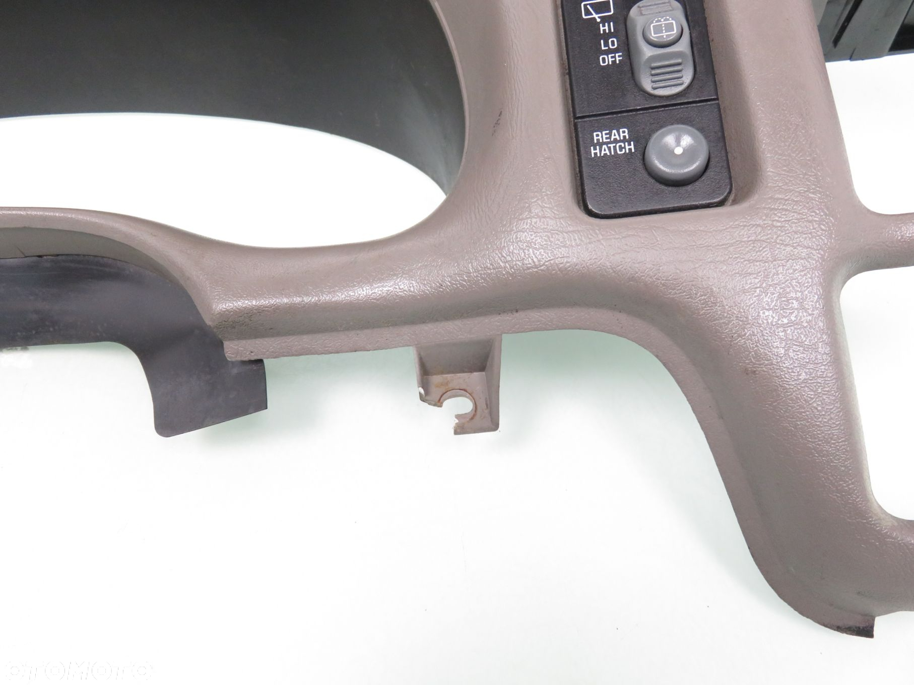 PANEL KONSOLA RAMKA LICZNIKA CHEVROLET BLAZER S10 - 6