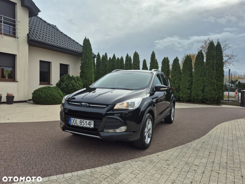 Ford Kuga 1.6 EcoBoost 2x4 Titanium - 1