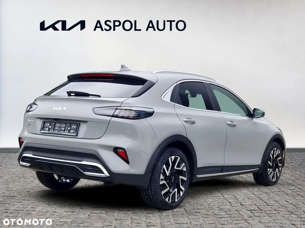 Kia XCeed - 6