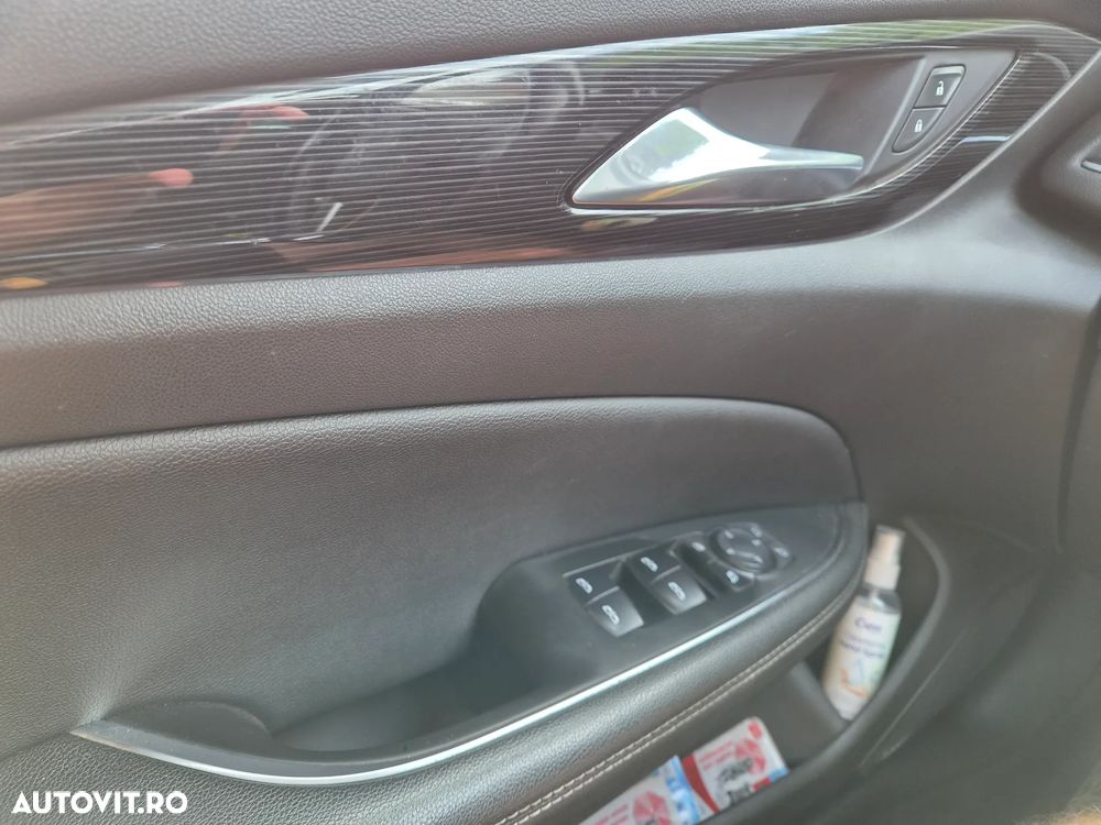Opel Insignia - 7
