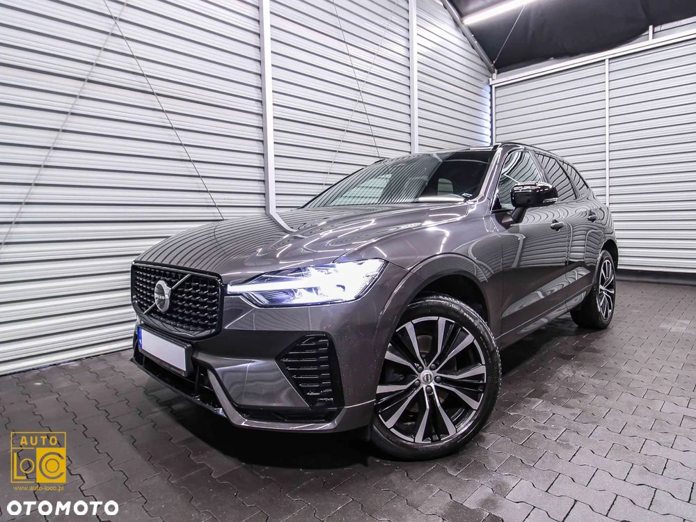 Volvo XC 60 B4 D AWD Plus Dark - 3
