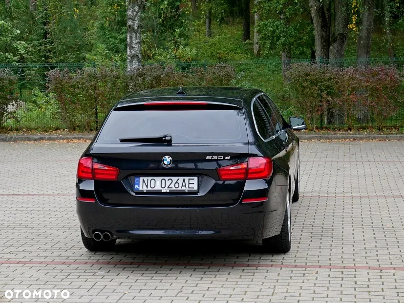BMW Seria 5 530d Touring Sport-Aut - 4