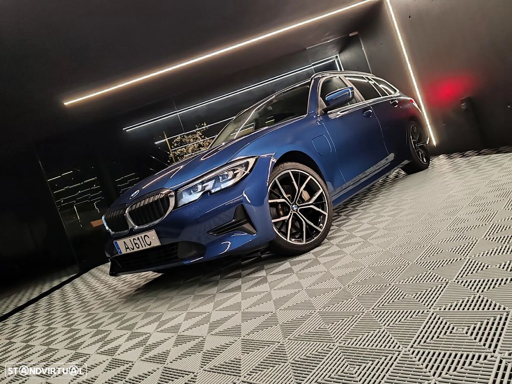 BMW 330 e Corporate Edition Auto - 2