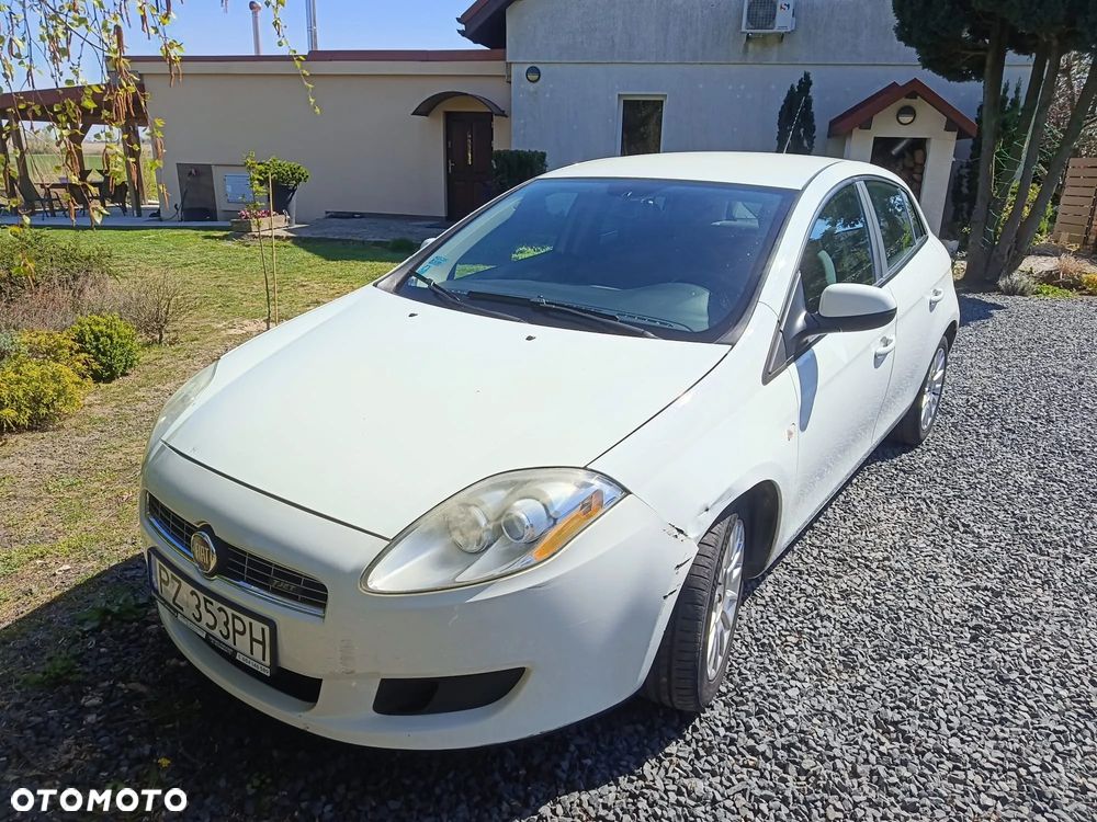 Fiat Bravo 1.4 T-JET 16V Street - 1