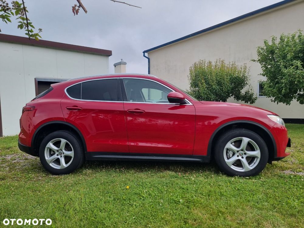 Alfa Romeo Stelvio 2.0 Turbo 16V AT8-Q4 Veloce Ti - 7