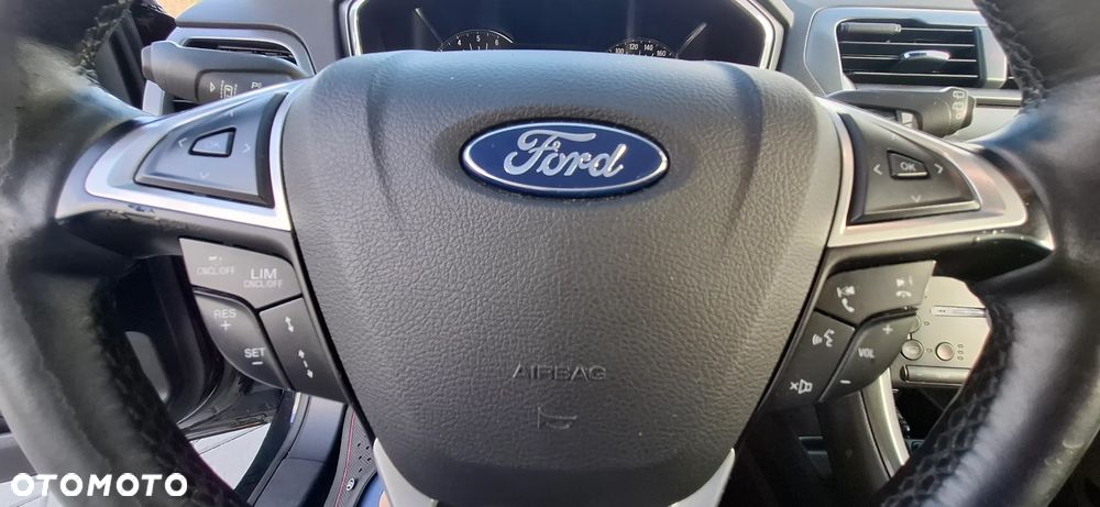 Ford Mondeo 2.0 TDCi Titanium - 24