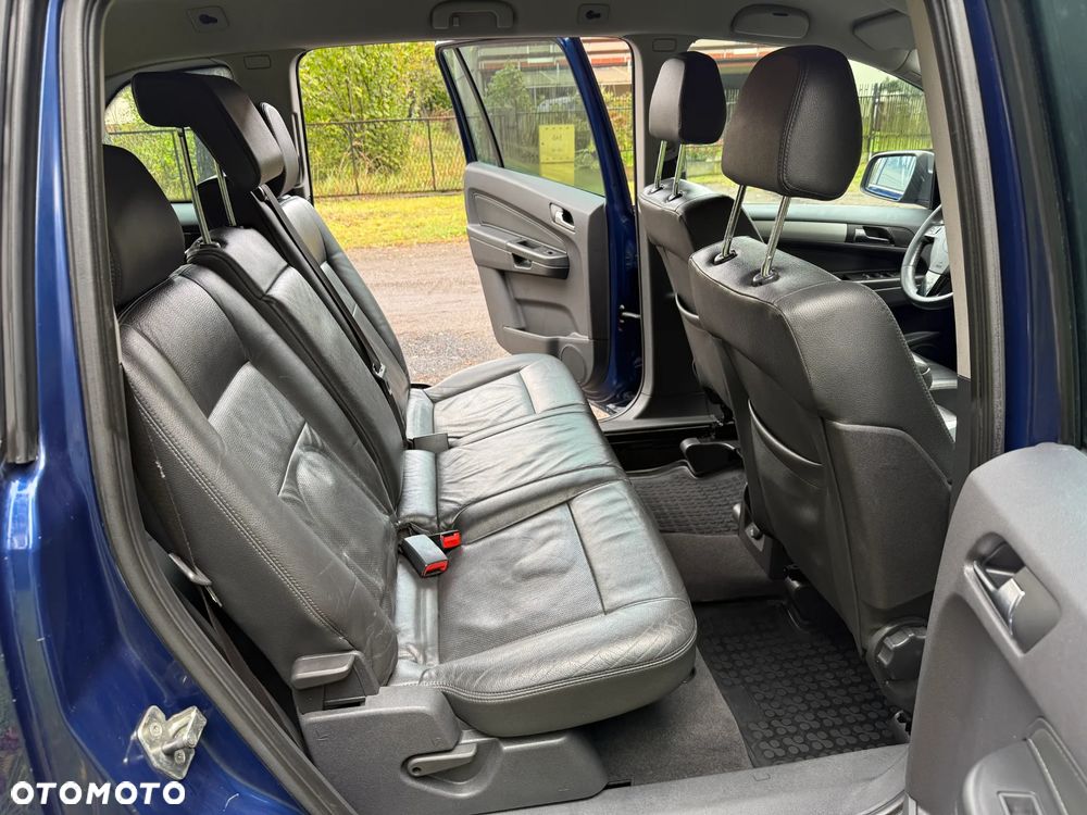 Opel Zafira 1.9 CDTI Cosmo - 26