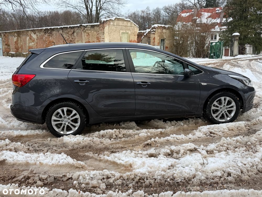 Kia Ceed 1.6 GDI Platinum Edition - 10