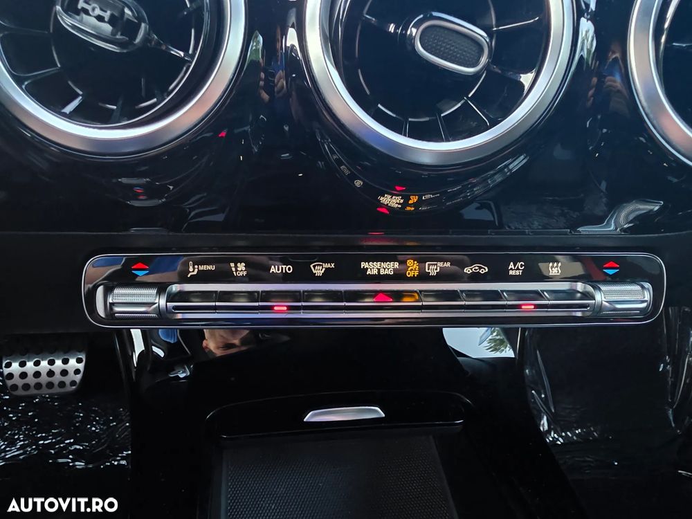 Mercedes-Benz A 250 - 32