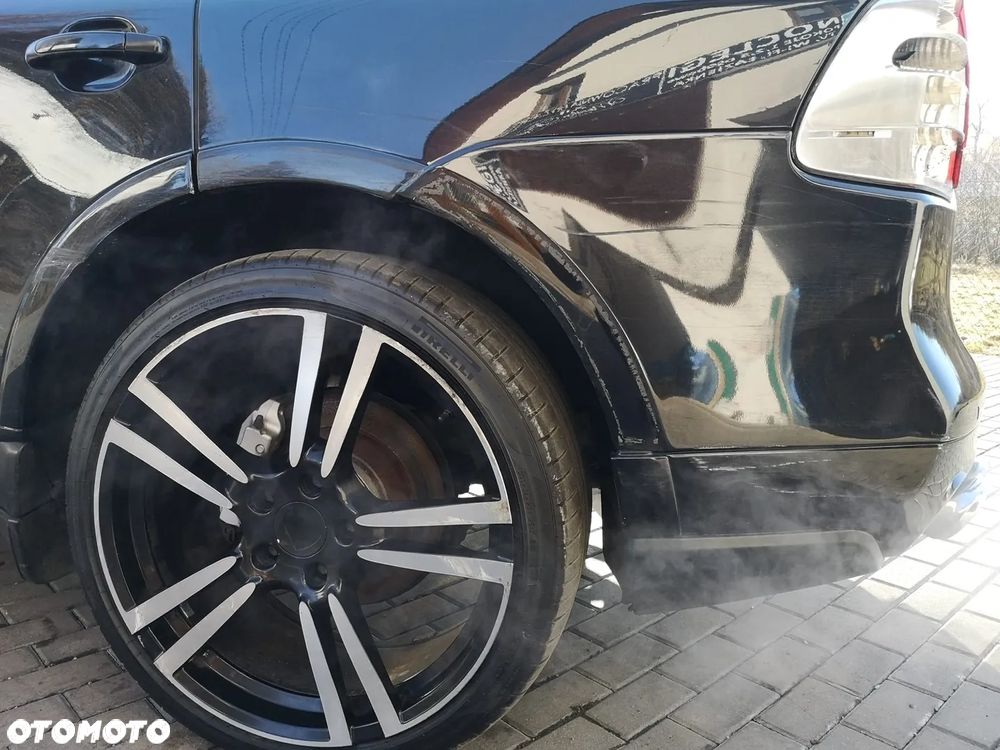 Porsche Cayenne - 23