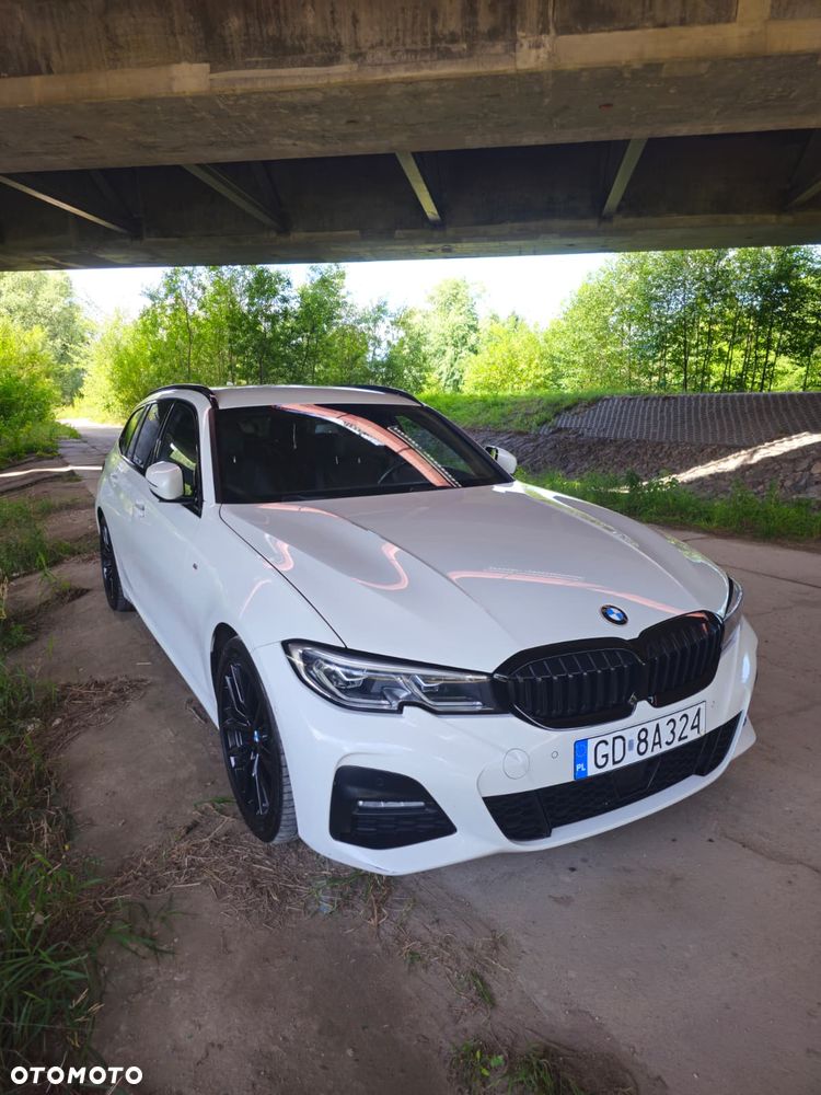 BMW Seria 3 320d xDrive M Sport Shadow - 12