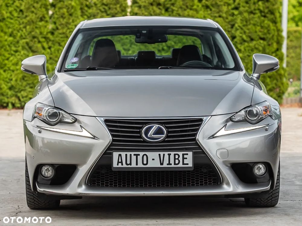 Lexus IS Luxury Line - 4
