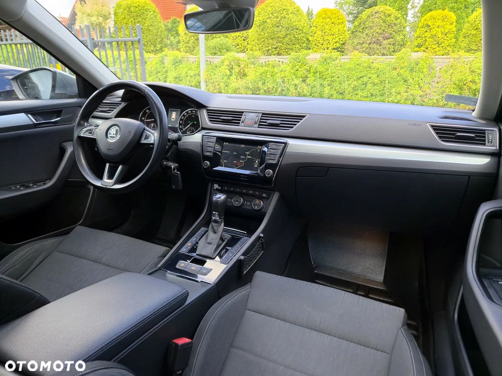 Skoda Superb 2.0 TDI DSG Ambition - 7