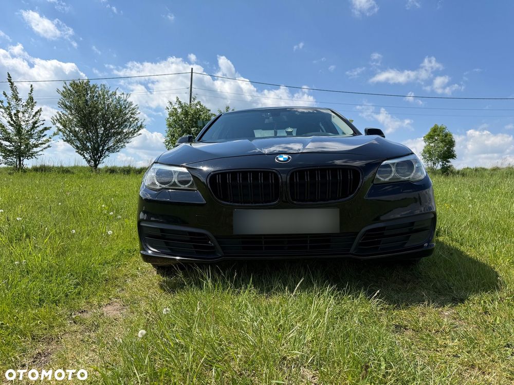 BMW Seria 5 518d Business Edition - 11