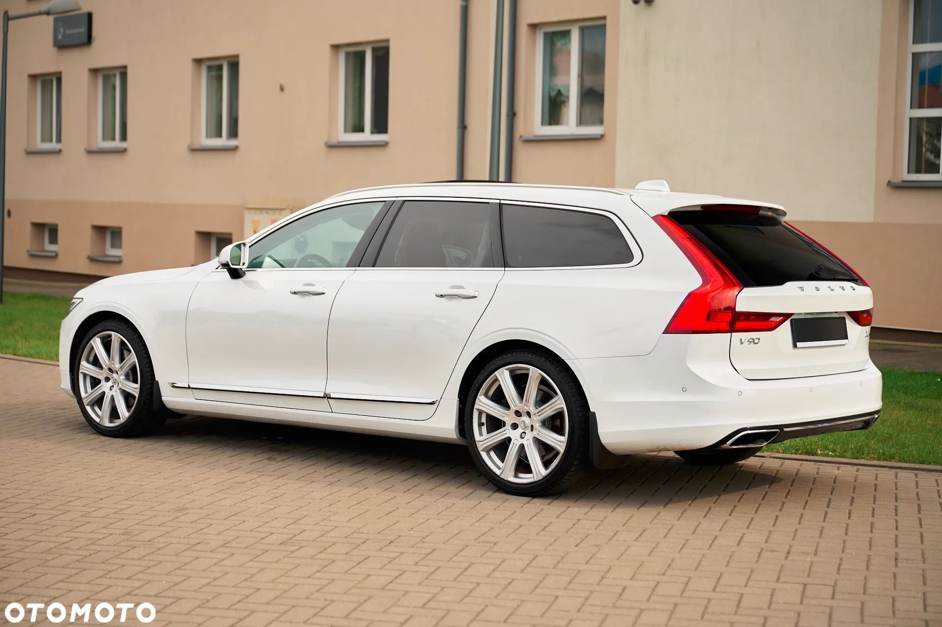 Volvo V90 D5 AWD Geartronic Inscription - 13