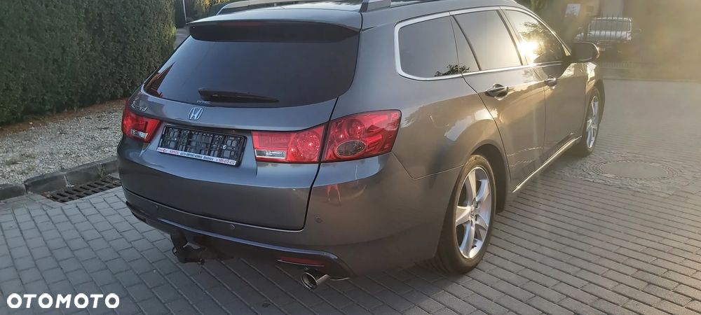 Honda Accord 2.0 Lifestyle - 9