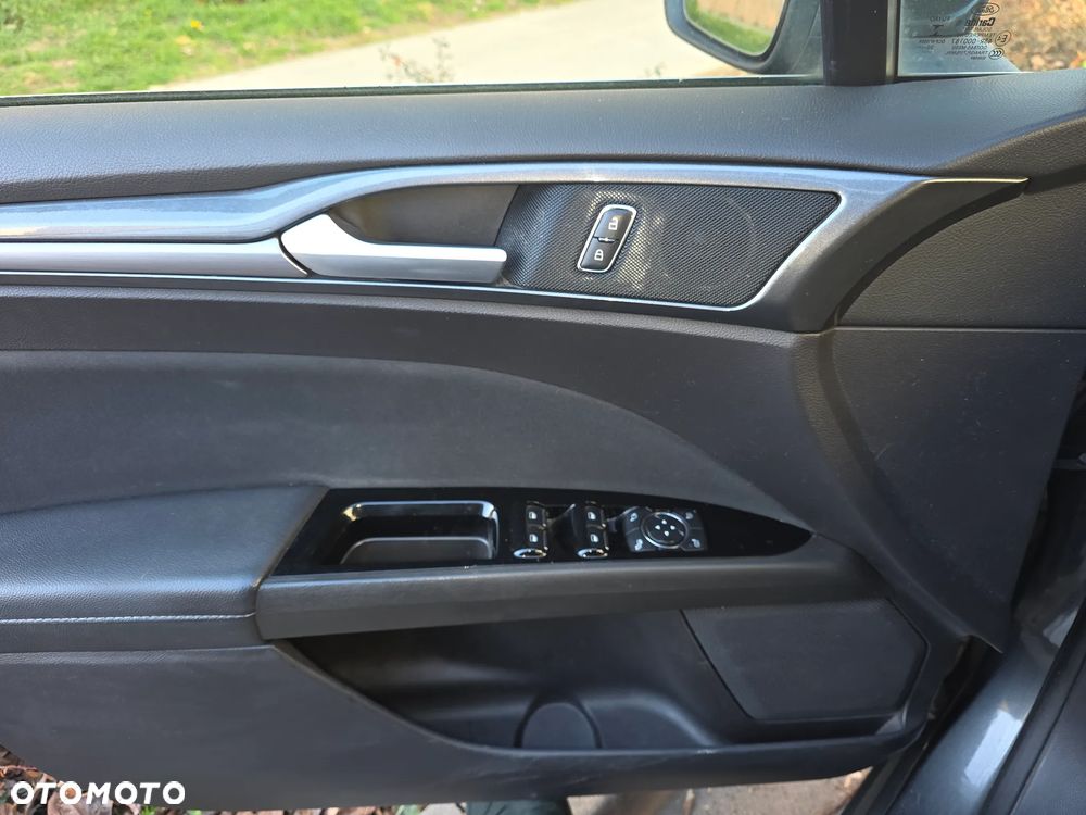 Ford Mondeo 2.0 EcoBlue Titanium - 15