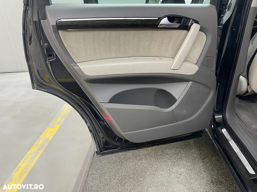 Audi Q7 3.0 TDI Quattro Tip - 13