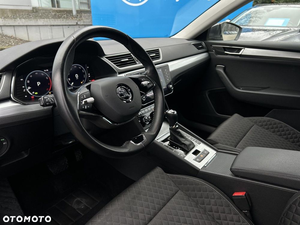 Skoda Superb 1.5 TSI Ambition DSG - 9